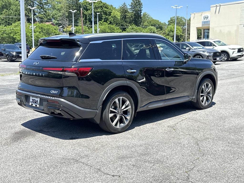 2023 INFINITI QX60 LUXE