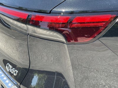 2023 INFINITI QX60 LUXE