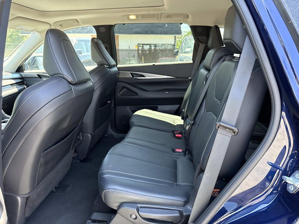 2023 INFINITI QX60 LUXE