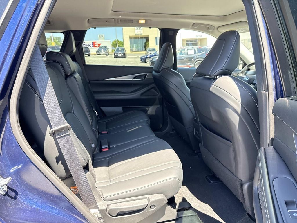 2023 INFINITI QX60 LUXE