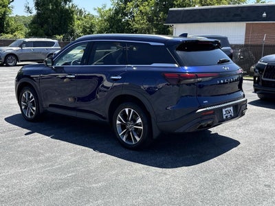 2023 INFINITI QX60 LUXE