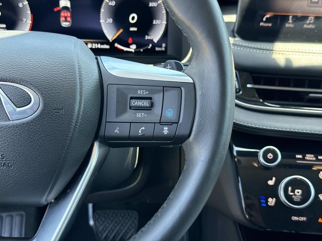 2023 INFINITI QX60 LUXE