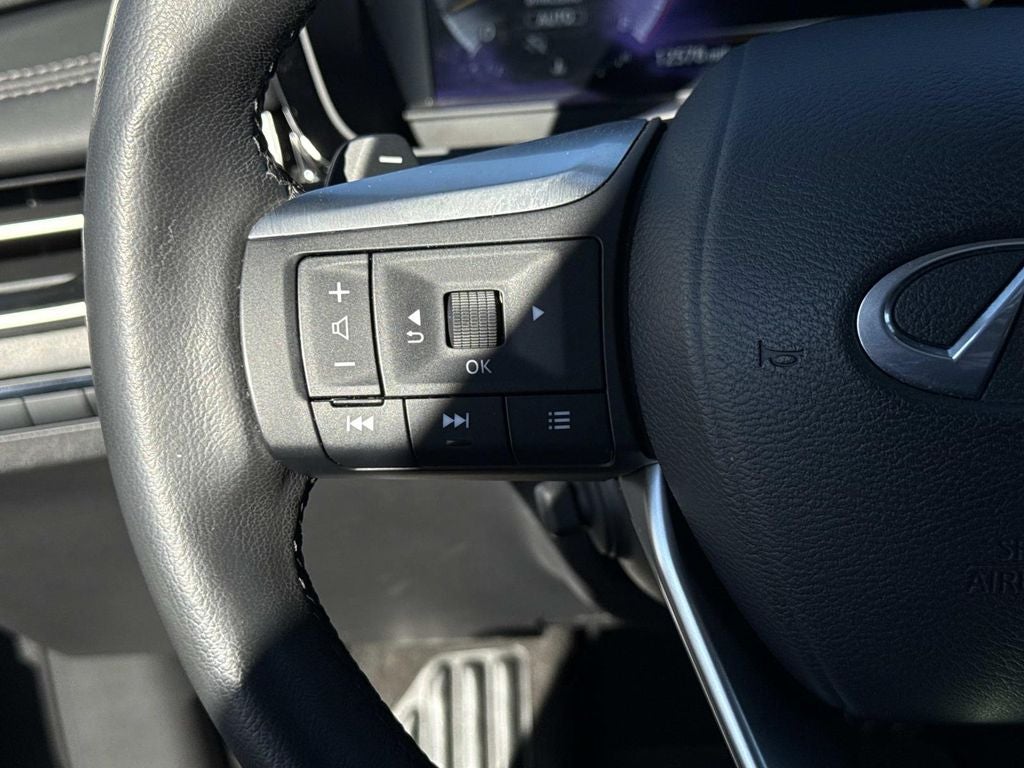 2024 INFINITI QX60 LUXE