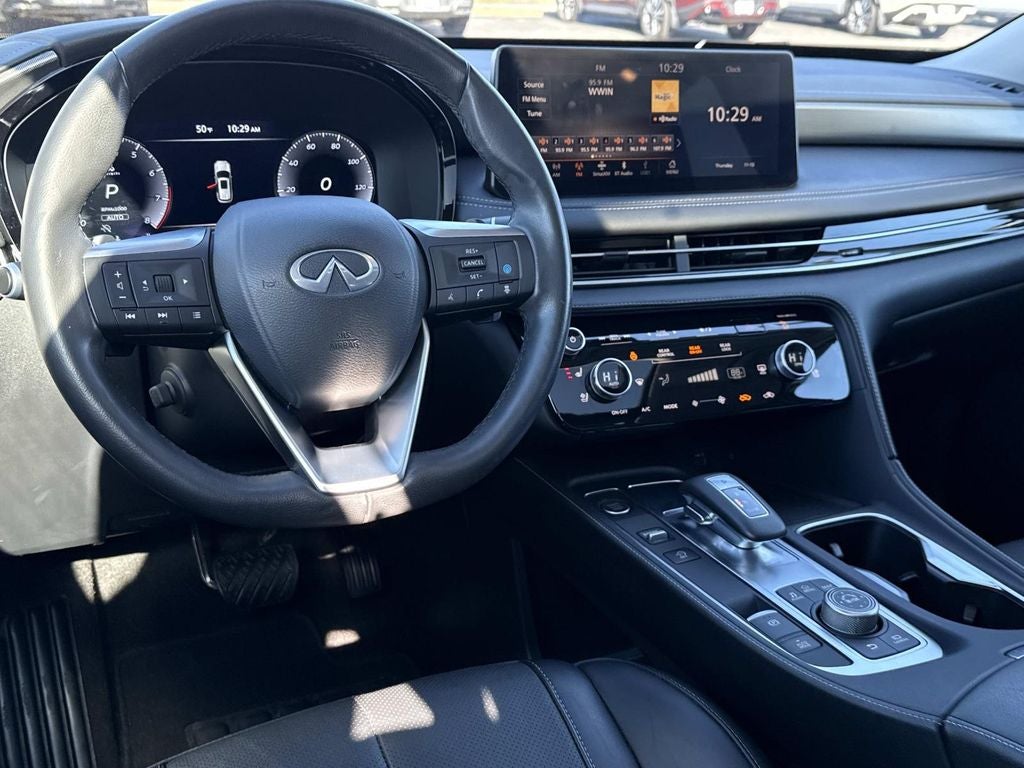 2024 INFINITI QX60 LUXE