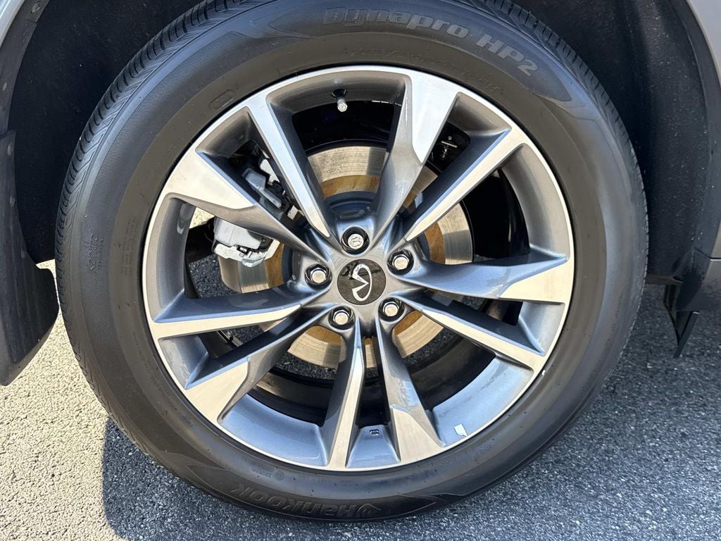 2024 INFINITI QX60 LUXE