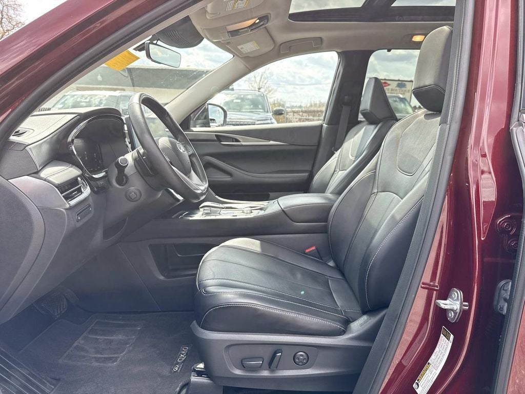 2023 INFINITI QX60 LUXE