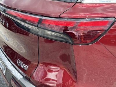 2023 INFINITI QX60 LUXE