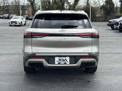 2023 INFINITI QX60 LUXE
