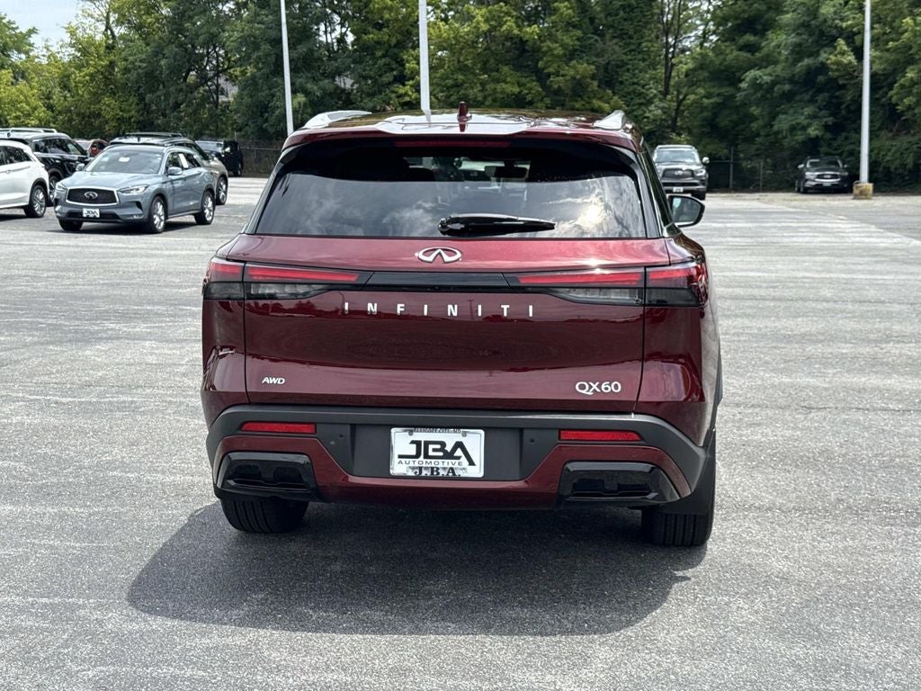 2024 INFINITI QX60 LUXE