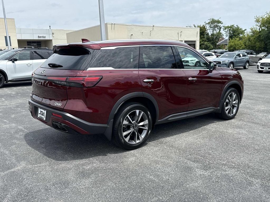 2024 INFINITI QX60 LUXE