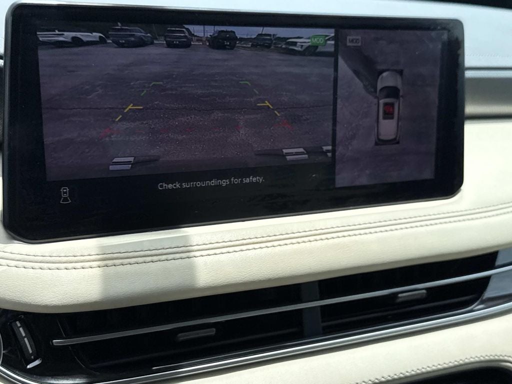 2024 INFINITI QX60 LUXE