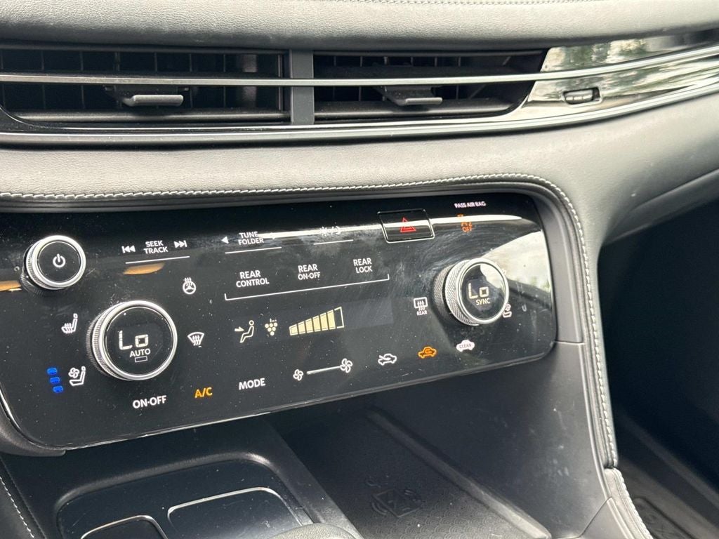 2023 INFINITI QX60 Sensory