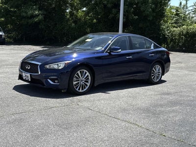 2023 INFINITI Q50 LUXE