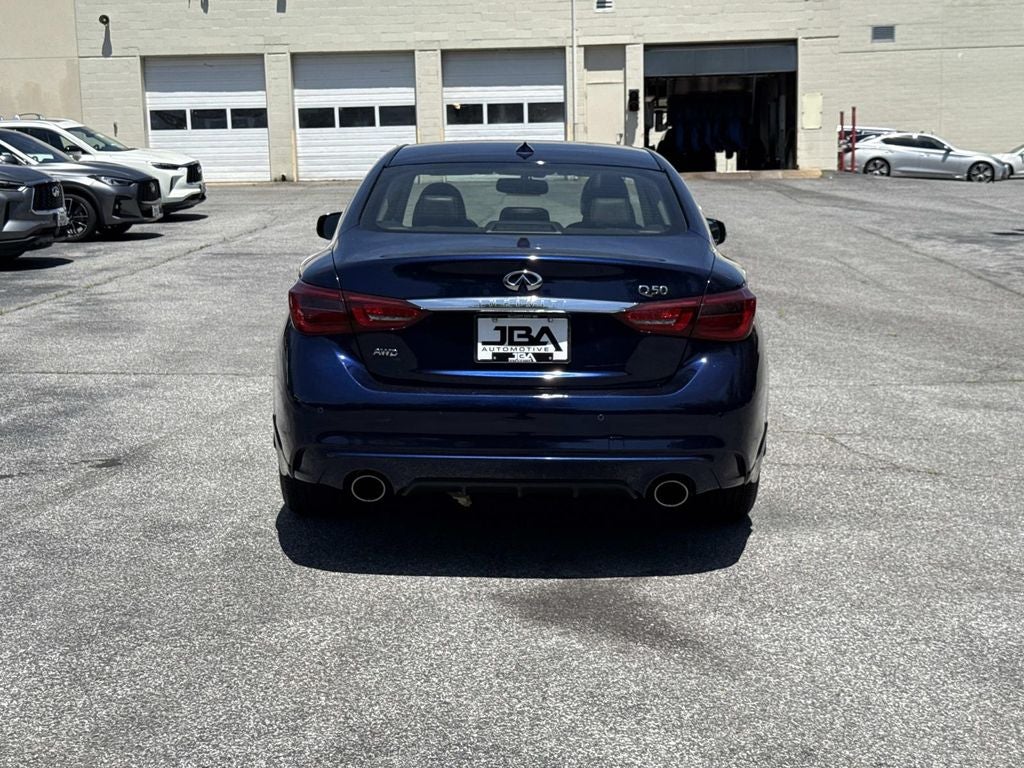 2023 INFINITI Q50 LUXE
