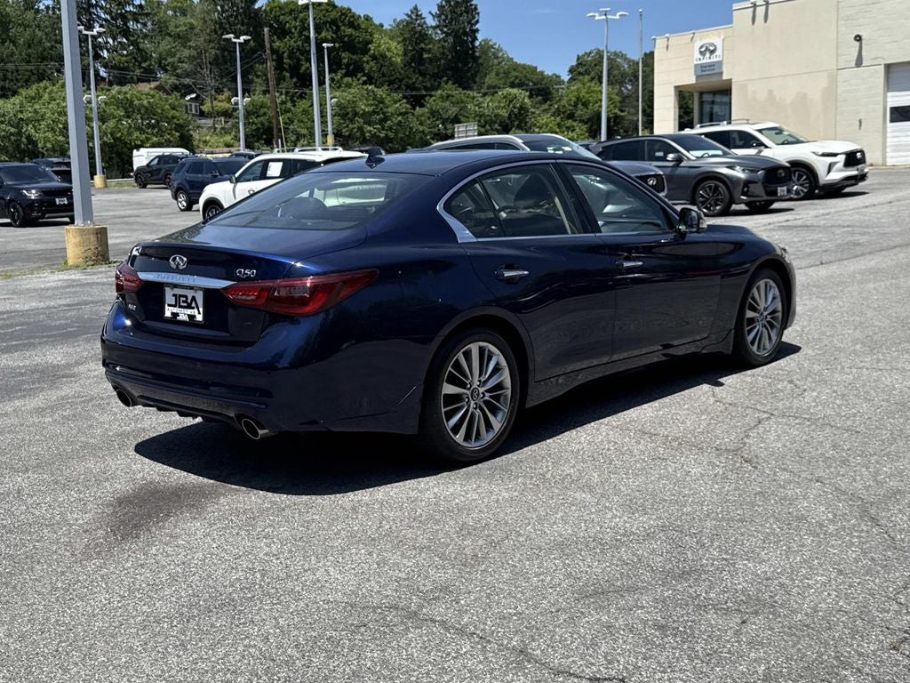 2023 INFINITI Q50 LUXE