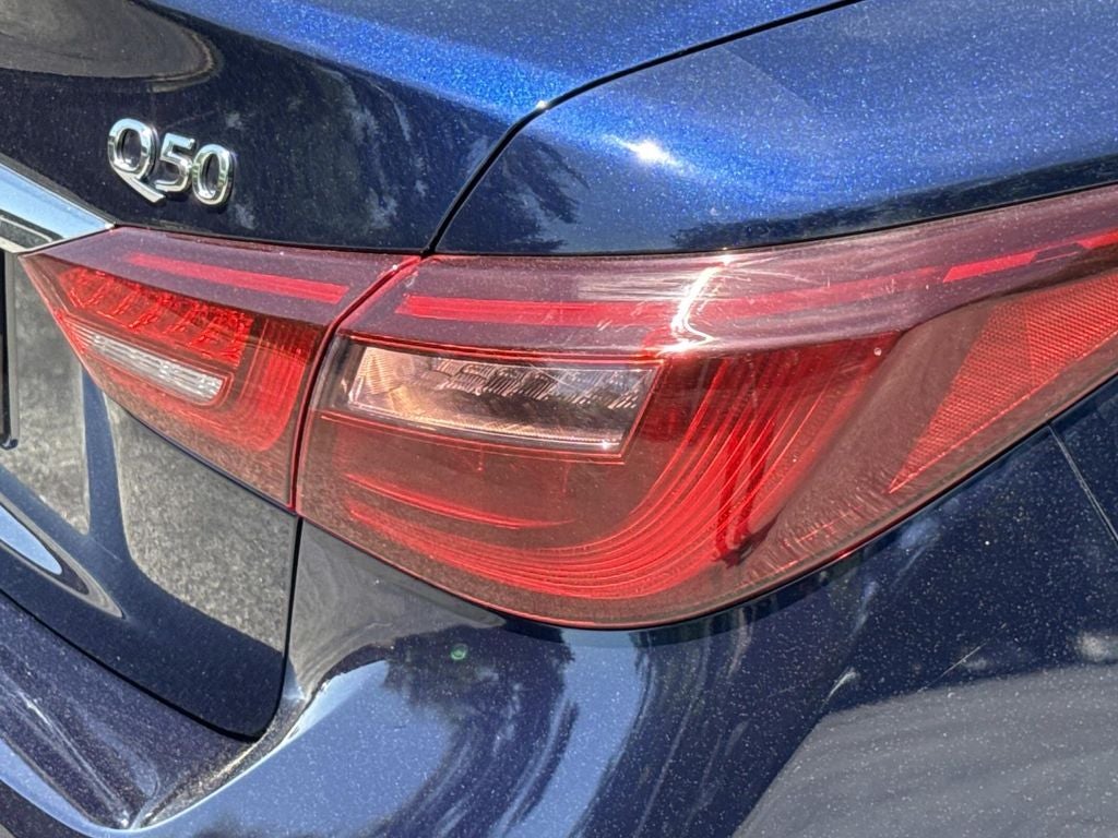 2023 INFINITI Q50 LUXE