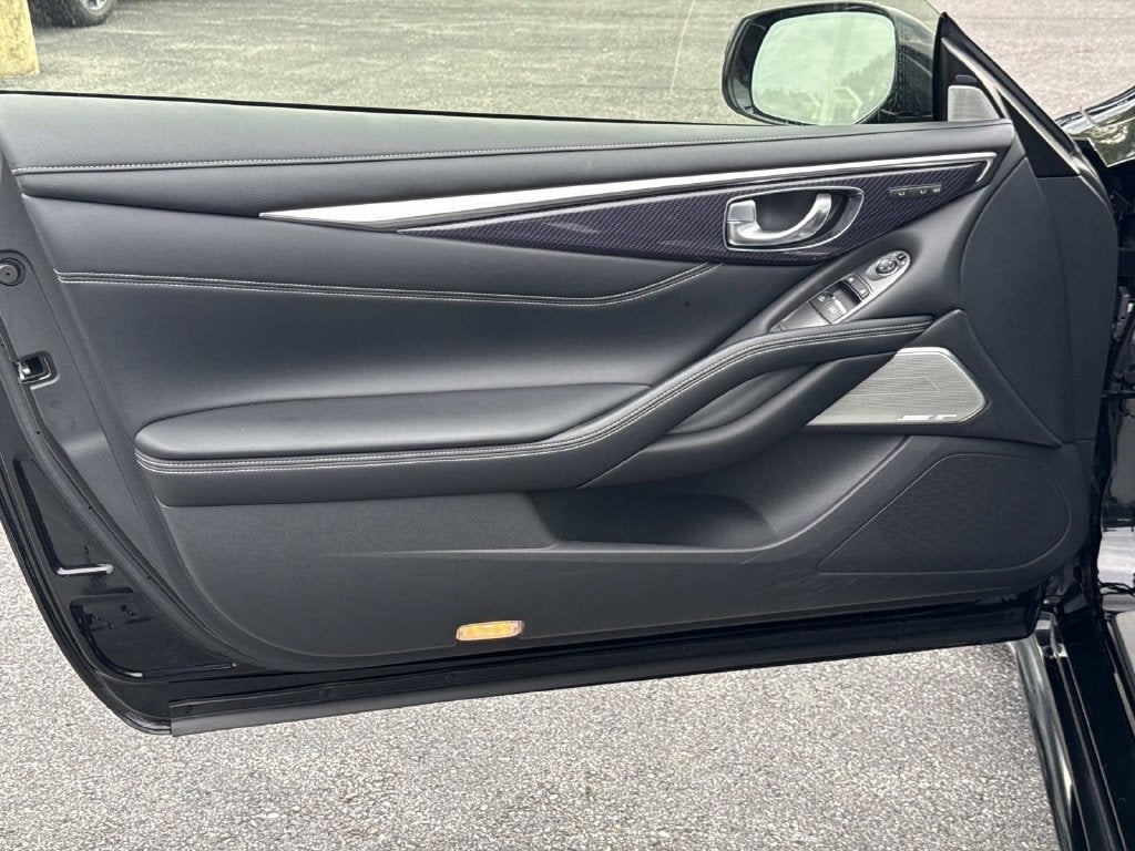 2018 INFINITI Q60 Red Sport 400