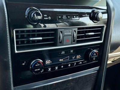 2023 INFINITI QX80 LUXE