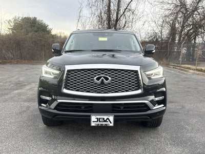2023 INFINITI QX80 LUXE