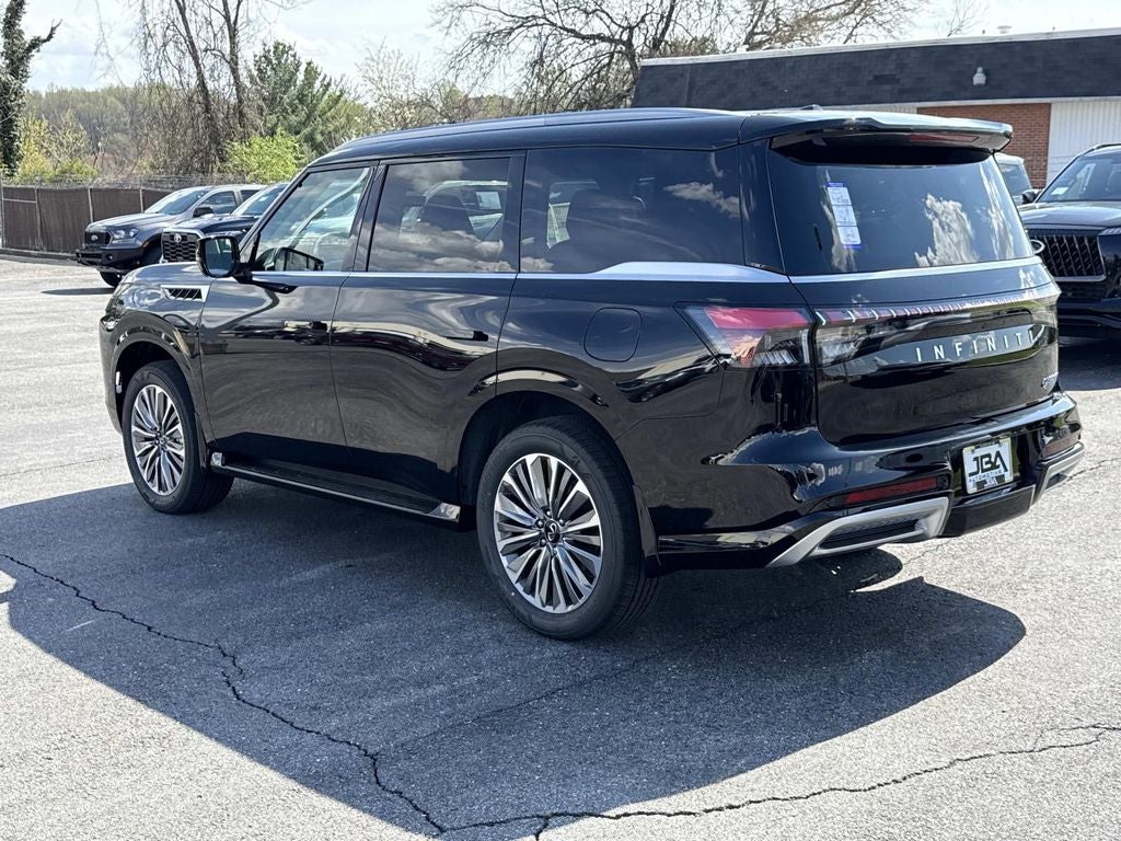 2026 INFINITI QX80 LUXE