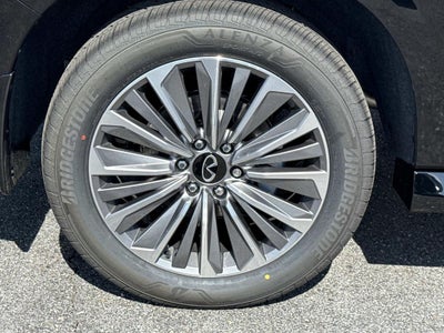 2026 INFINITI QX80 LUXE