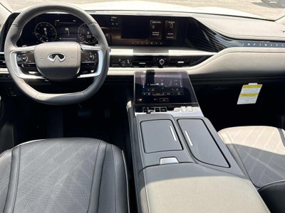 2025 INFINITI QX80 LUXE