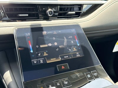 2025 INFINITI QX80 LUXE