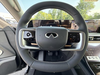 2027 INFINITI QX80 LUXE