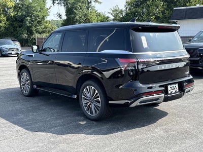 2027 INFINITI QX80 LUXE