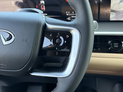 2027 INFINITI QX80 LUXE