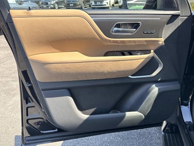 2027 INFINITI QX80 LUXE