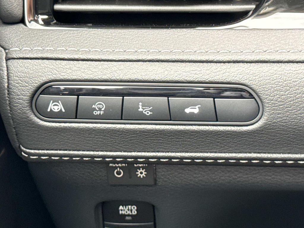 2027 INFINITI QX80 LUXE