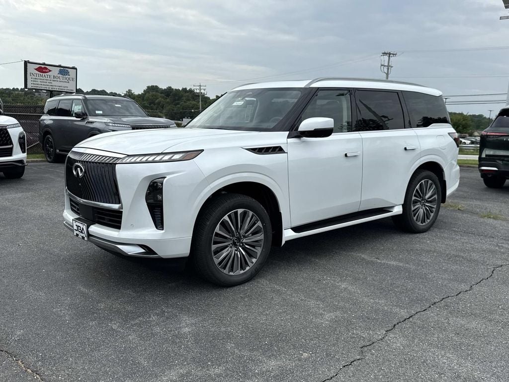 2027 INFINITI QX80 LUXE