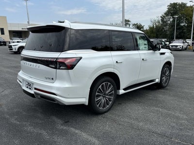 2027 INFINITI QX80 LUXE