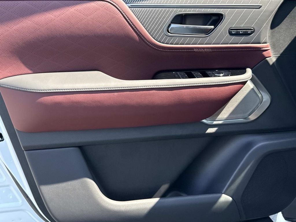 2027 INFINITI QX80 AUTOGRAPH
