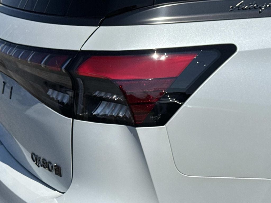 2027 INFINITI QX80 AUTOGRAPH