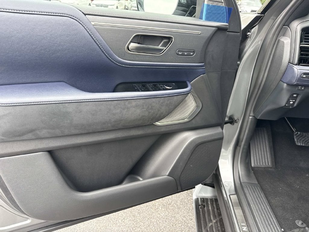 2027 INFINITI QX80 SPORT