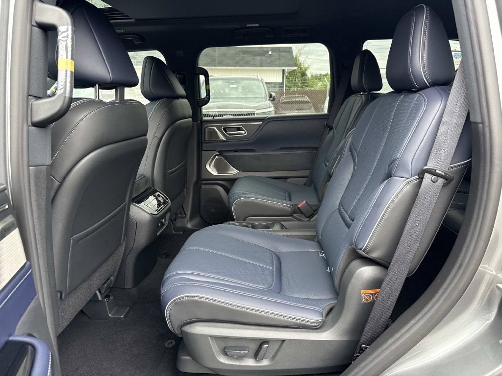 2027 INFINITI QX80 SPORT