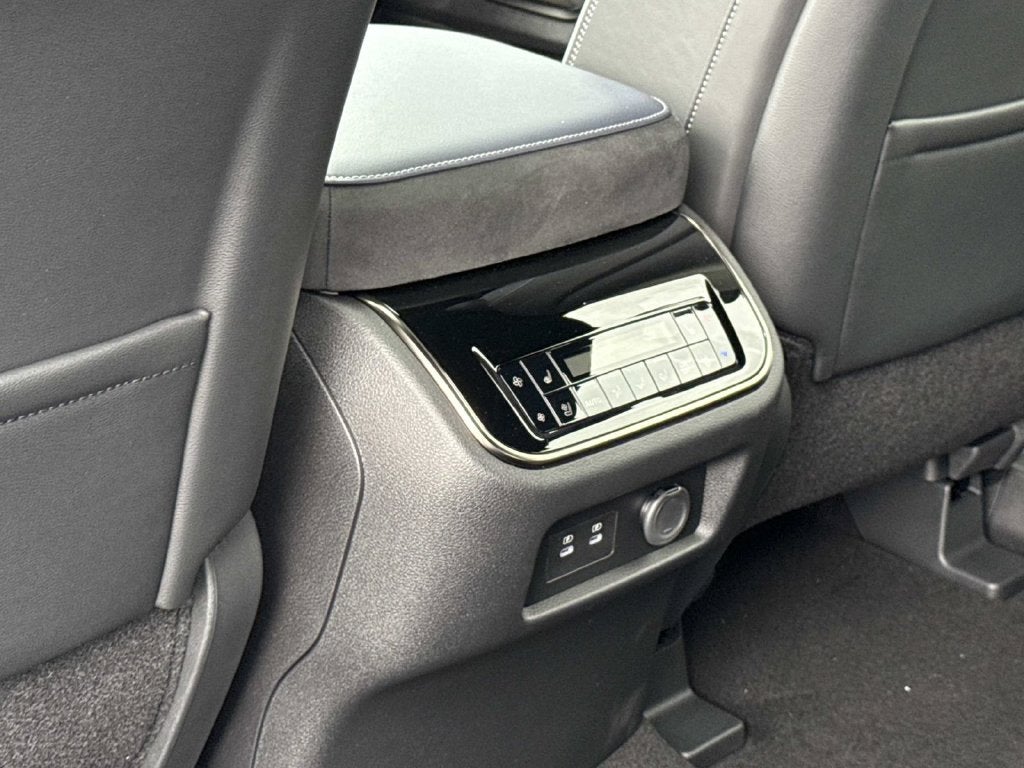 2027 INFINITI QX80 SPORT