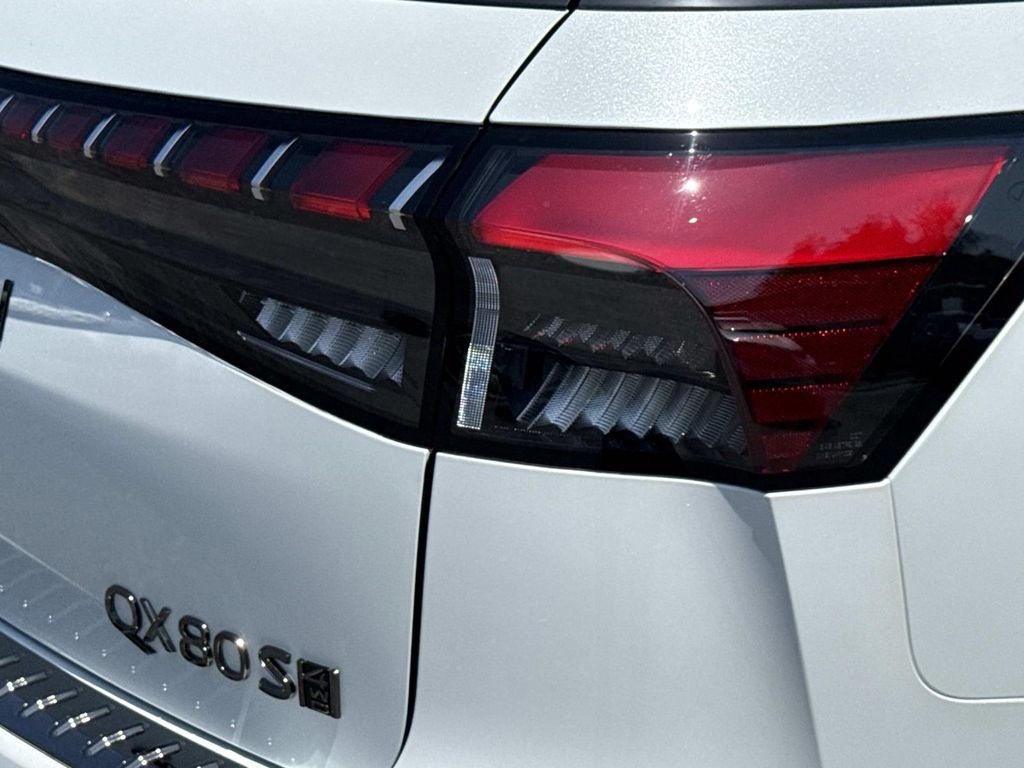 2027 INFINITI QX80 SPORT