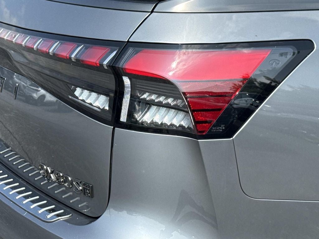 2027 INFINITI QX80 SPORT