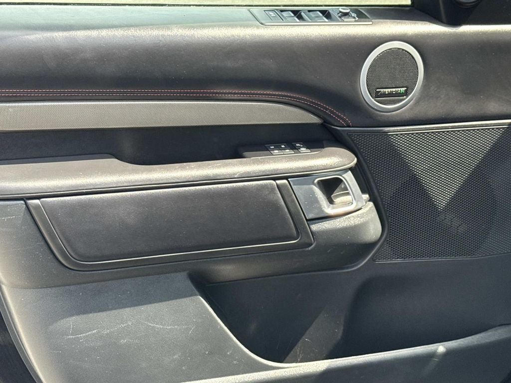 2020 Land Rover Discovery HSE