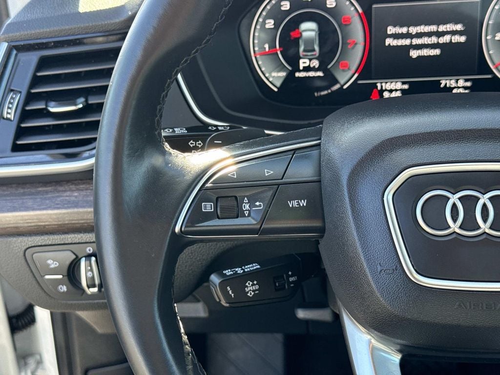 2025 Audi Q5 40 Premium quattro