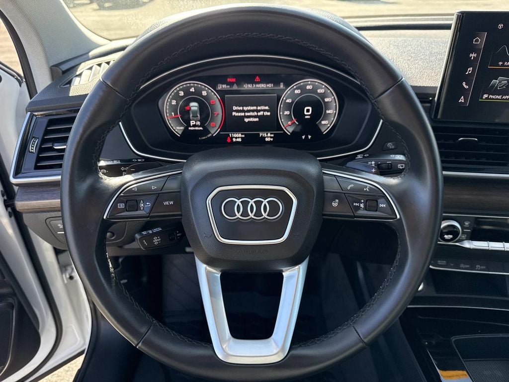 2025 Audi Q5 40 Premium quattro