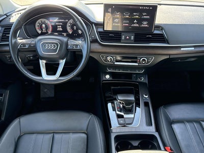 2025 Audi Q5 40 Premium quattro