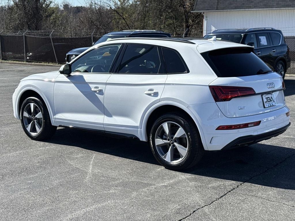 2025 Audi Q5 40 Premium quattro