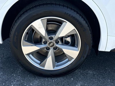 2025 Audi Q5 40 Premium quattro