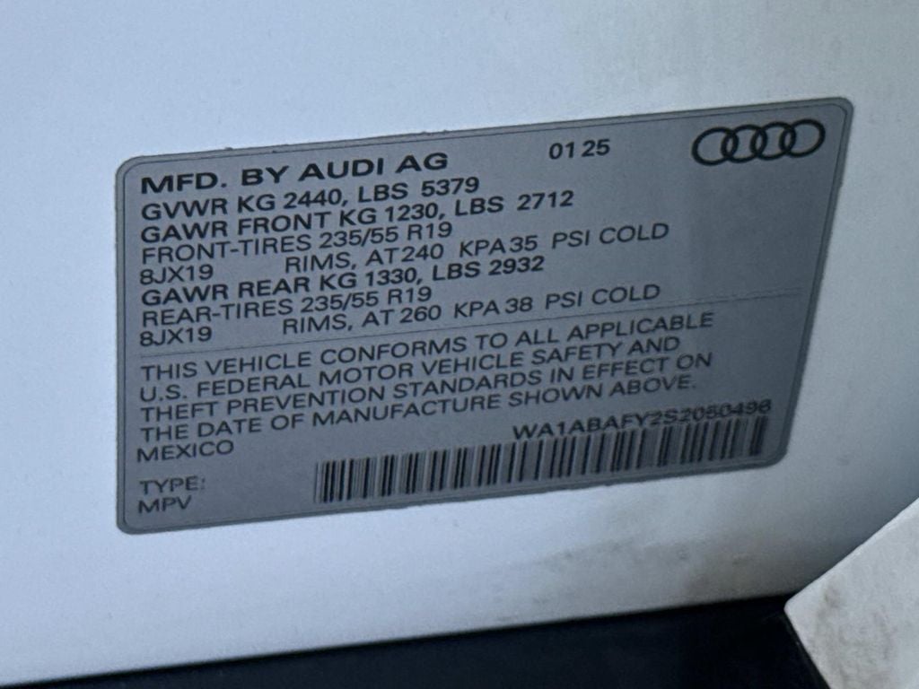 2025 Audi Q5 40 Premium quattro